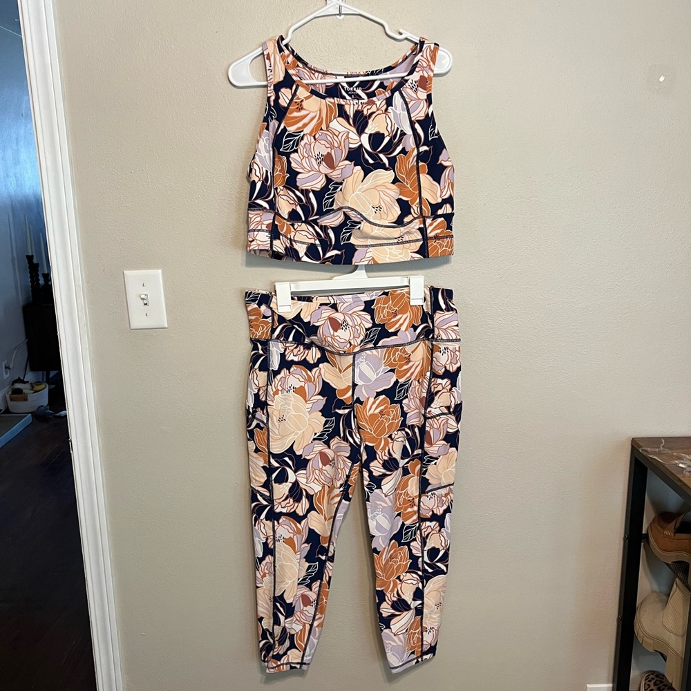 Torrid Floral Leggings Set - Navy and Peach